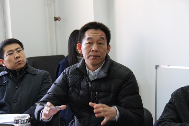 施戰軍在會上發言