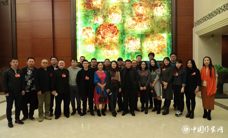 11月29日，參會網絡作家集體合影留念