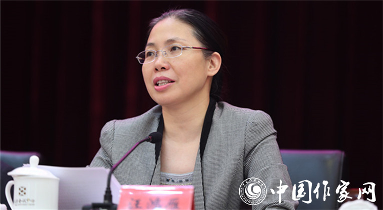 共青團中央書記處常務書記汪鴻雁致辭