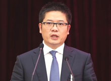 靜夜寄思：勇立時代潮頭，講好中國故事　　文學創作沒有捷徑可走，唯有十年磨一劍的堅持，才能在鍛煉自己錘煉出真正的精品。[詳細]