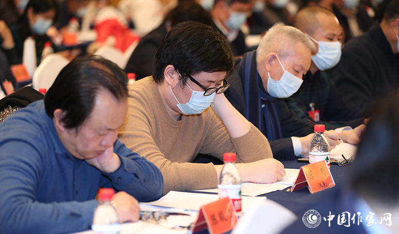 12月12日，中國作家協會第九屆全國委員會第六次全體會議在京舉行