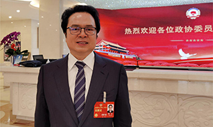 全國政協(xié)委員,中國作協(xié)黨組成員、副主席、書記處書記陳彥