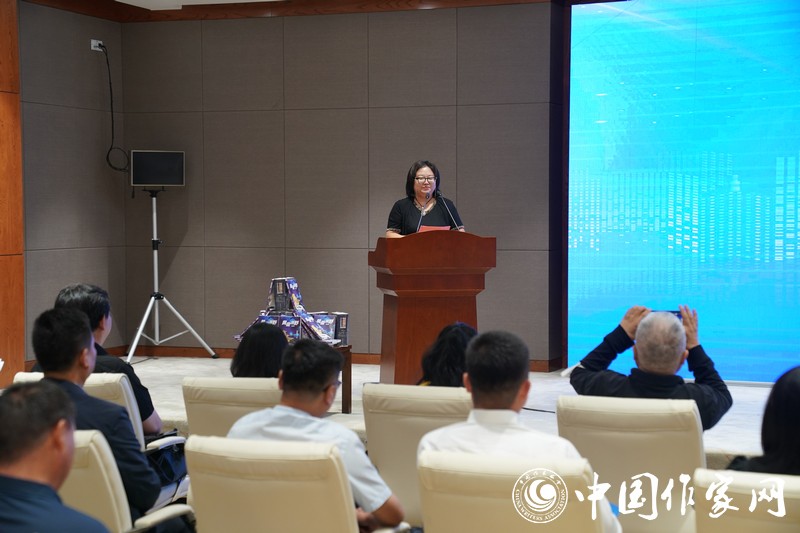 中國科學技術出版社科幻分社社長、北京元宇科幻未來技術研究院理事長王衛英致辭