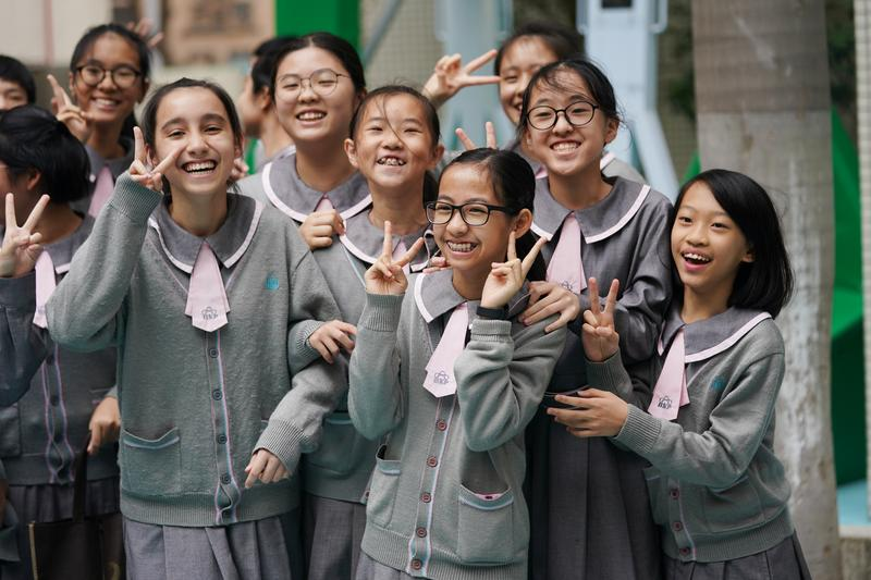 2019年12月19日,習近平總書記視察澳門濠江中學附屬英才學校。圖為當日拍攝的濠江中學附屬英才學校學生。 新華社記者 王申/攝