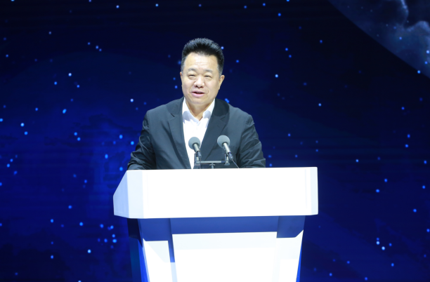 邱華棟總結(jié)發(fā)言