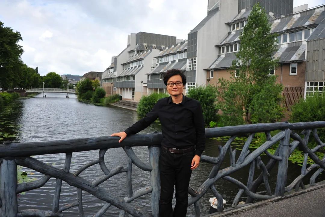 盧楨,1980年出生,天津人,南開大學文學院教授,博士生導師。